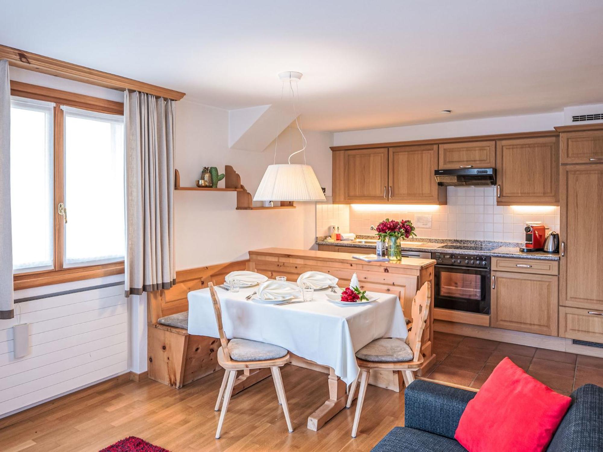 Apartment Chesa Vadret Surlej By Interhome מראה חיצוני תמונה